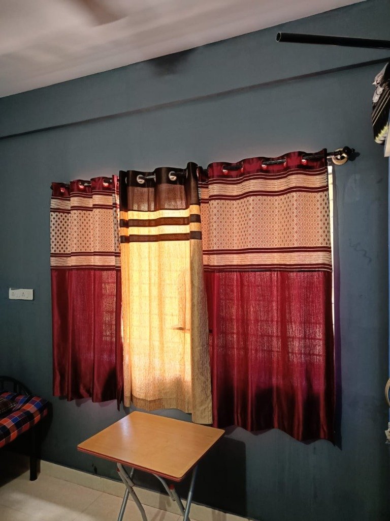 Real PG Bedroom Unit 4